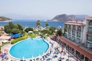 Book Marti La Perla Hotel online