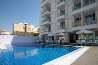 Book Larco Hotel online