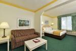 Comfort Suites Maingate East Hotel Picture 10