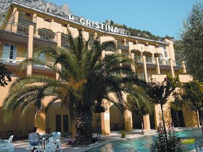 Holidays at Cristina Hotel in Limone sul Garda, Lake Garda