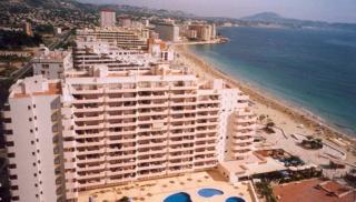 Book Zafiro Apartments online