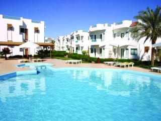 Book Gardenia Plaza Resort Hotel online