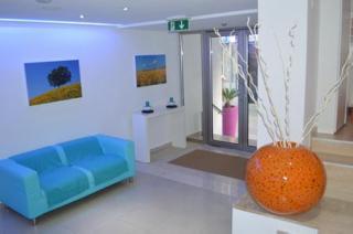 Book Les Palmiers Hotel online