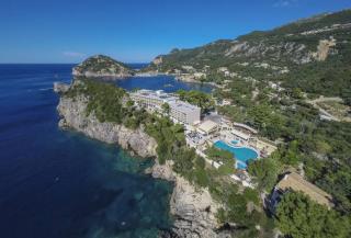 Book Akrotiri Beach Hotel online