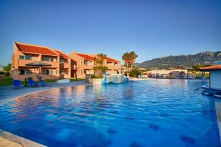 Book Ilios Hotel online