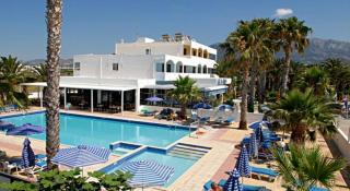 Book Tropical Sol Apartments online
