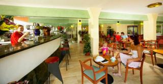 Photograph of Estoril Hotel