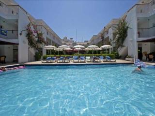 Book Nissi Park Hotel online