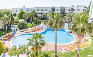 Book Blue Sea Club Marthas online