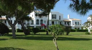 Book Parquemar Aparthotel online
