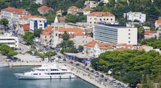 Book Petka Hotel online