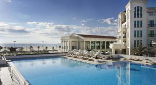 Photograph of Las Arenas Balneario Resort Hotel