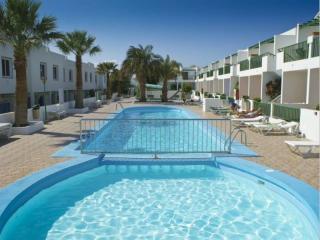 Book Los Gracioseros Apartments online