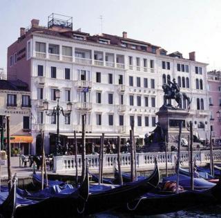 Photograph of Londra Palace Hotel