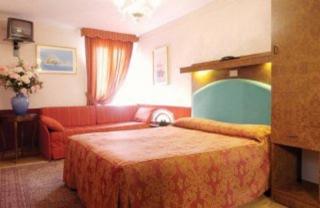Photograph of Moderno Hotel