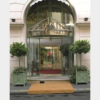 Photograph of Ibis Opera La Fayette Hotel
