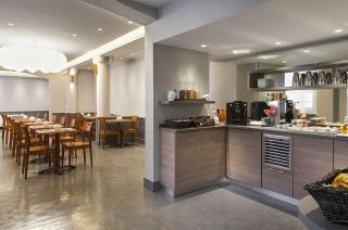 Photograph of Timhotel Opera Blanche Fontaine Hotel