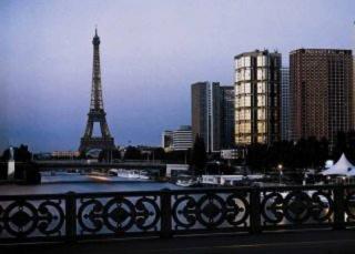 Photograph of Novotel Paris Centre Tour Eiffel