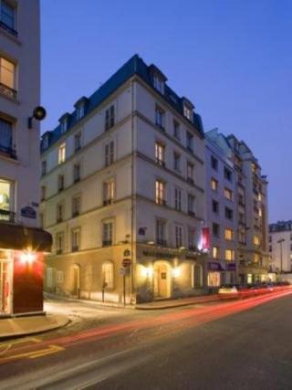 Photograph of Romance Malesherbes Hotel