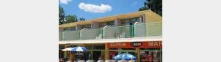 Photograph of Largo Hotel