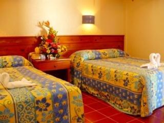 Photograph of Suites Colonial Hotel