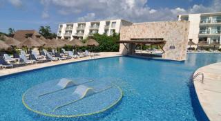 Photograph of Grand Sirenis Riviera Maya Hotel