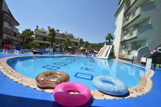 Book Golden Orange Apartments online