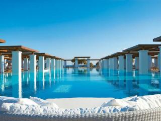 Photograph of Amirandes Grecotel Exclusive Resort