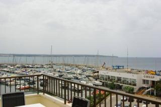 Book Embat Apartments online