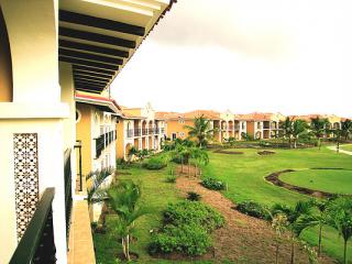 Photograph of Golf Suites Hotel