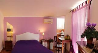 Book Sorrento Town Suites Hotel online