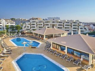 Book Oceanus Aparthotel online