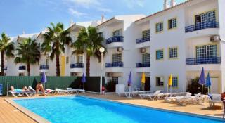 Book Sereia da Oura Apartments online