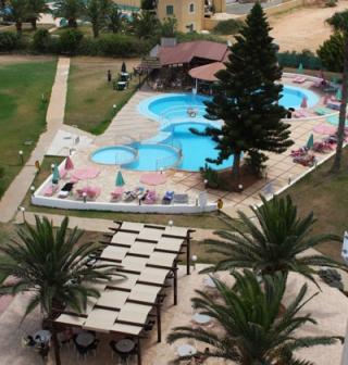 Photograph of Astreas Beach Hotel and Apartments