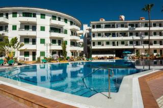 Book Las Faluas Apartments online
