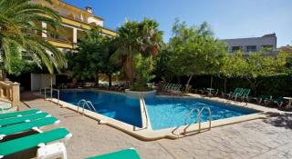 Book Flor Los Almendros Apartments online