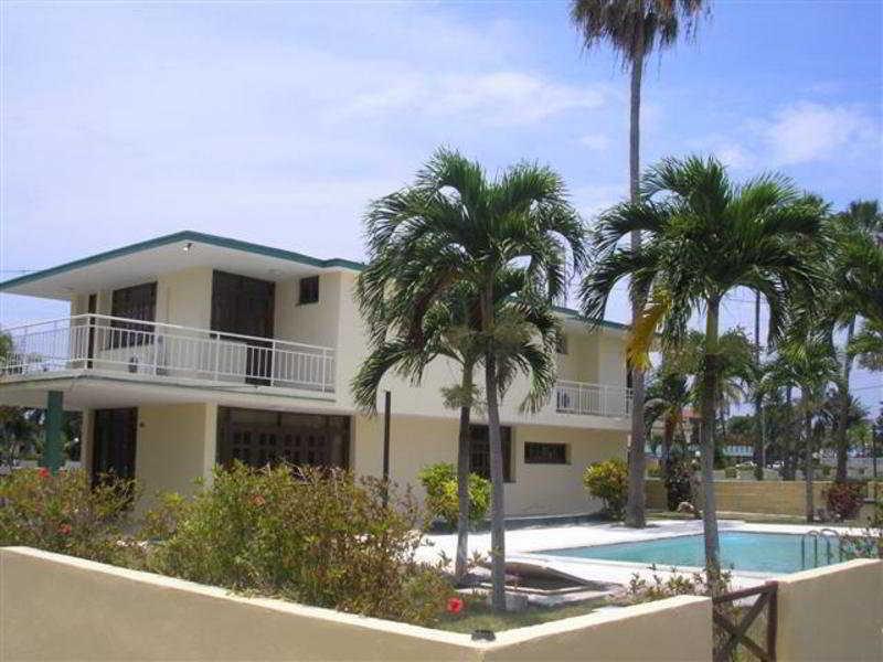 Holidays at Gran Caribe Villa Los Pinos Hotel in Playa Del Este, Havana