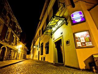 Photograph of Kampa Hotel