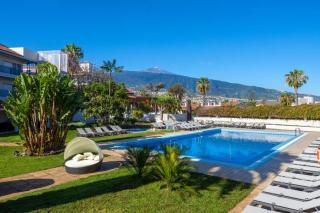 Book Weare Hotel La Paz online
