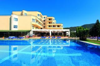 Book Idas Club Hotel online