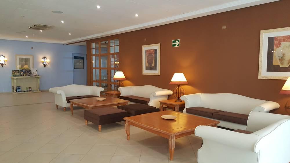 Puerto Marina Suite Hotel, Mojacar, Costa de Almeria, Spain. Book Puerto Marina Suite Hotel online