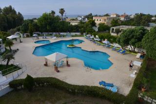 Book Happy Days Hotel online