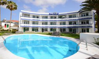 Photograph of Arco Iris Apartments