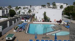 Book Rosamar Apartments online