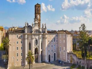 Book Domus Sessoriana Hotel online