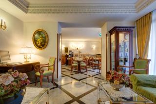 Photograph of Amalfi Hotel