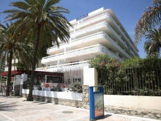 Book Puerto Azul Aparthotel online