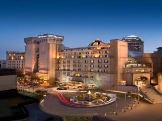 Photograph of Michelangelo Hotel