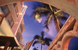 Photograph of Crest Hotel Suites Hotel