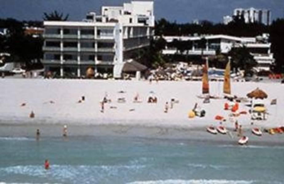 Holidays at Days Hotel Thunderbird Beach Resort in Miami Beach, Miami